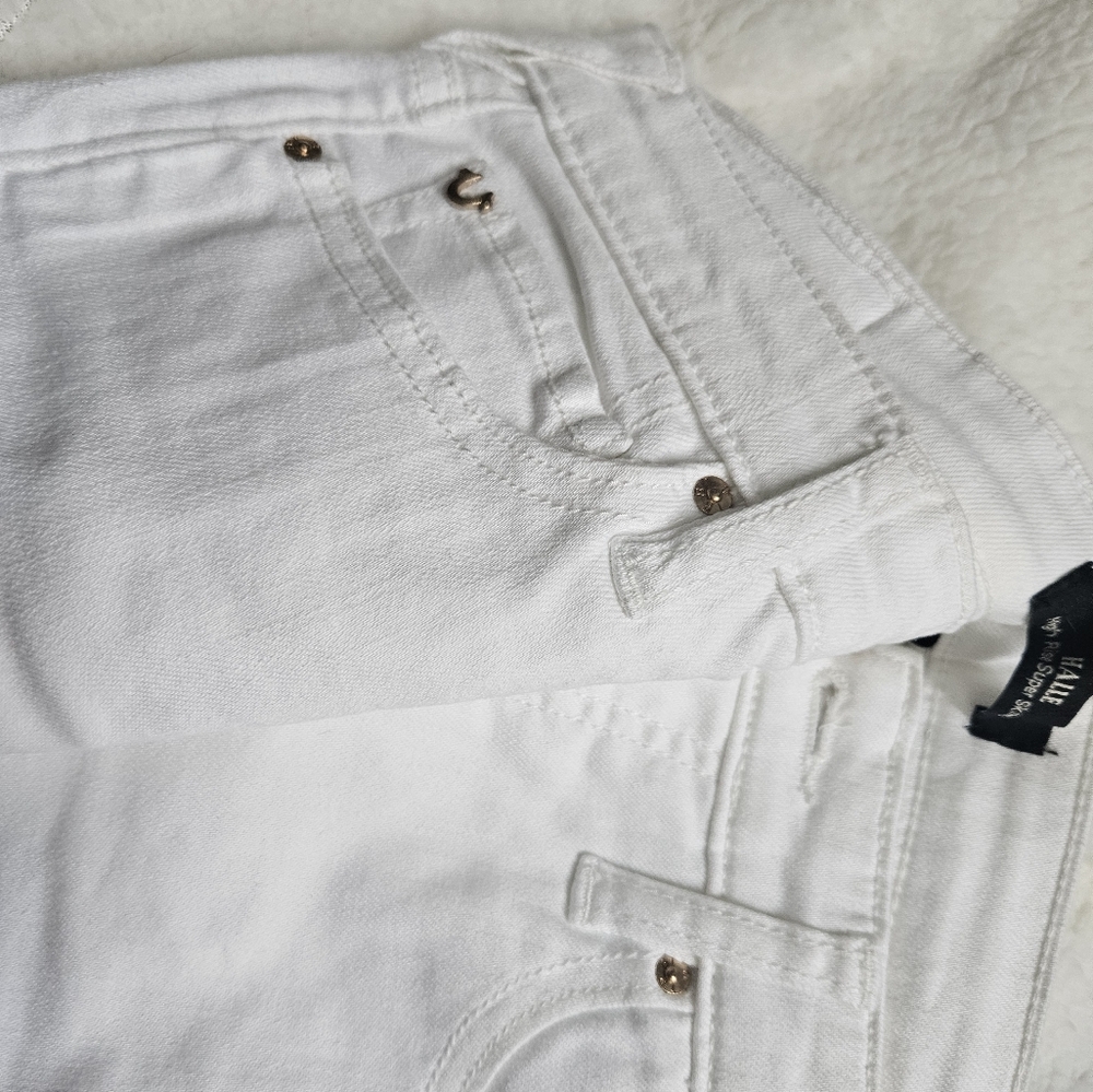 ♡White Halle True Religion Jeans | Light Ripped | Skinny Jeans | High / Mid Rise - Picture 7 of 7